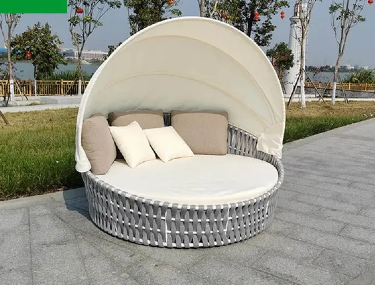 Aluminum Vs. Teak: Which Outdoor Sun Lounger Material Is Right for You?