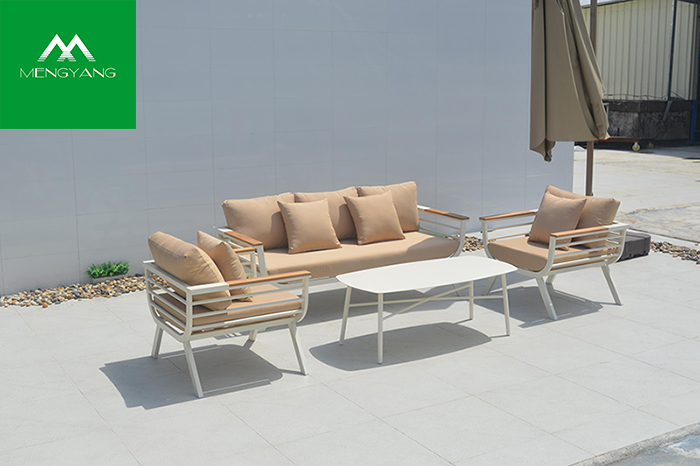 aluminum outdoor sofa